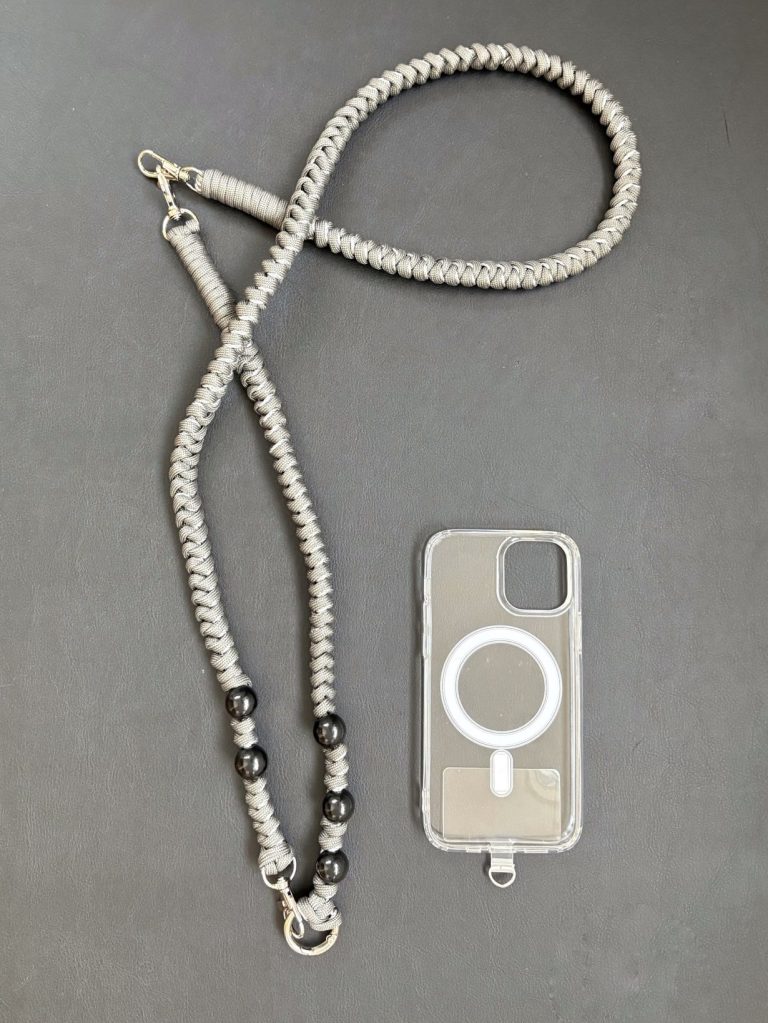 Makramé
mobil rem
makramé nyckelband